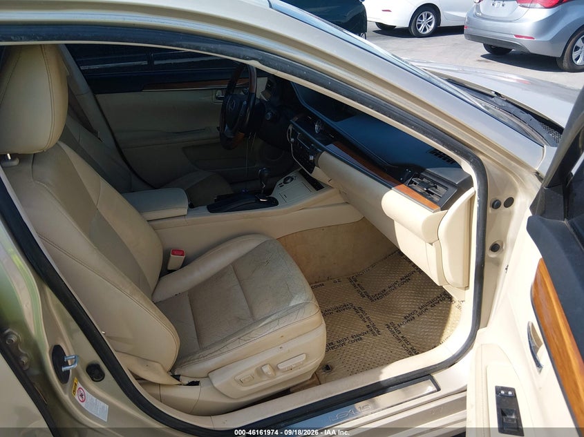 LEXUS ES 300H - zdjęcie 5