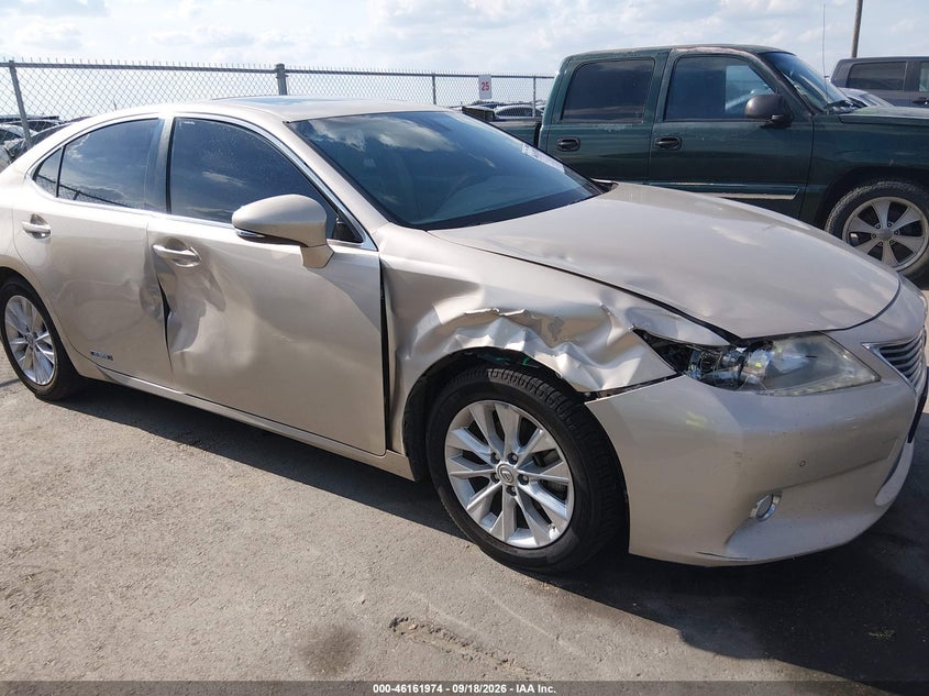 LEXUS ES 300H - zdjęcie 6