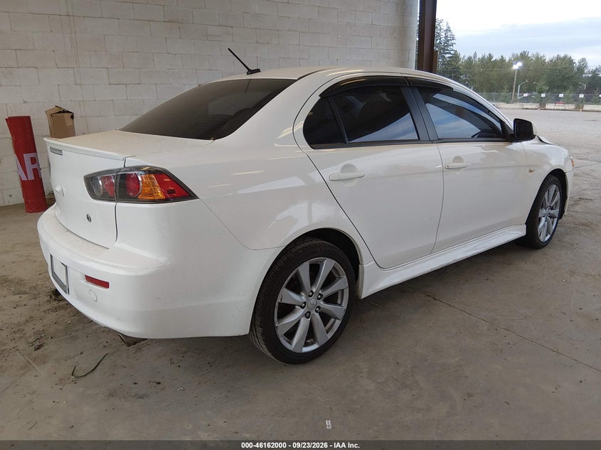 2014 MITSUBISHI LANCER GT · Фото 4