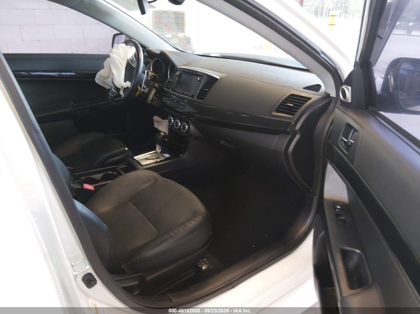 2014 MITSUBISHI LANCER GT · Фото 5