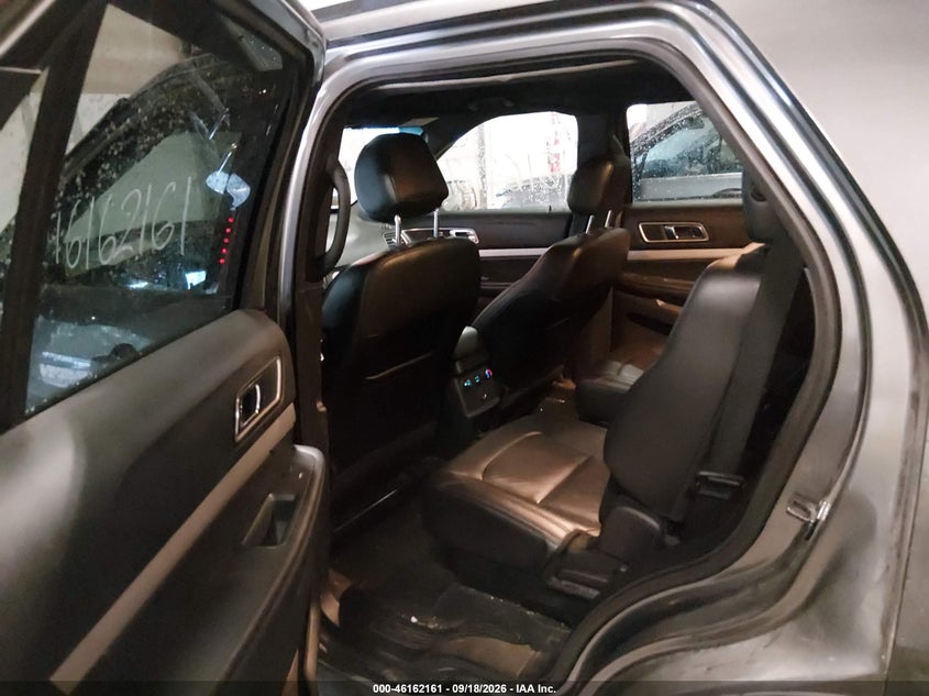 2016 FORD EXPLORER auction photo 8