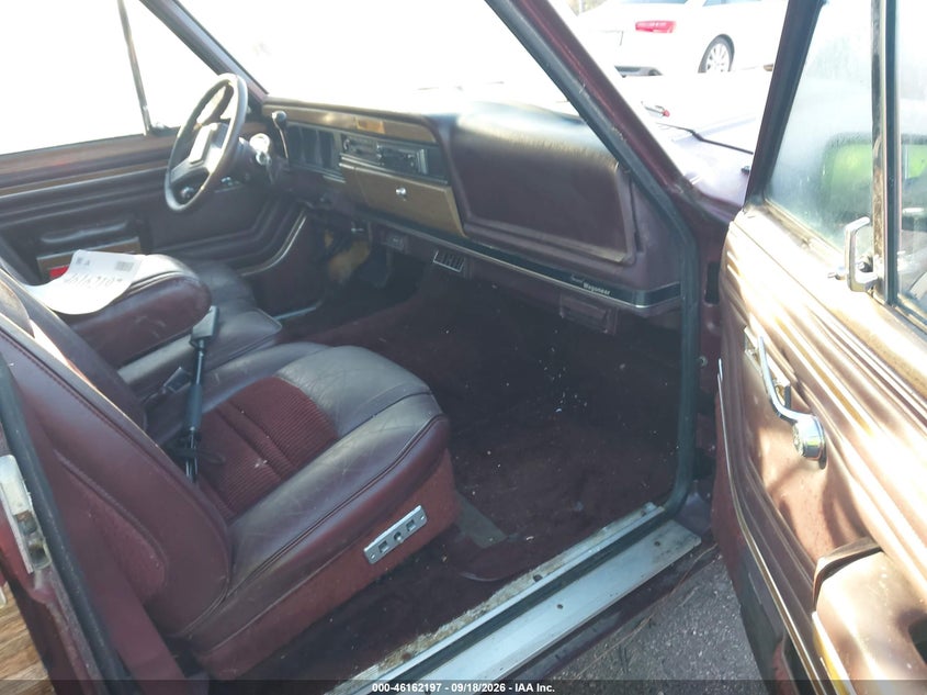 1991 JEEP GRAND WAGONEER