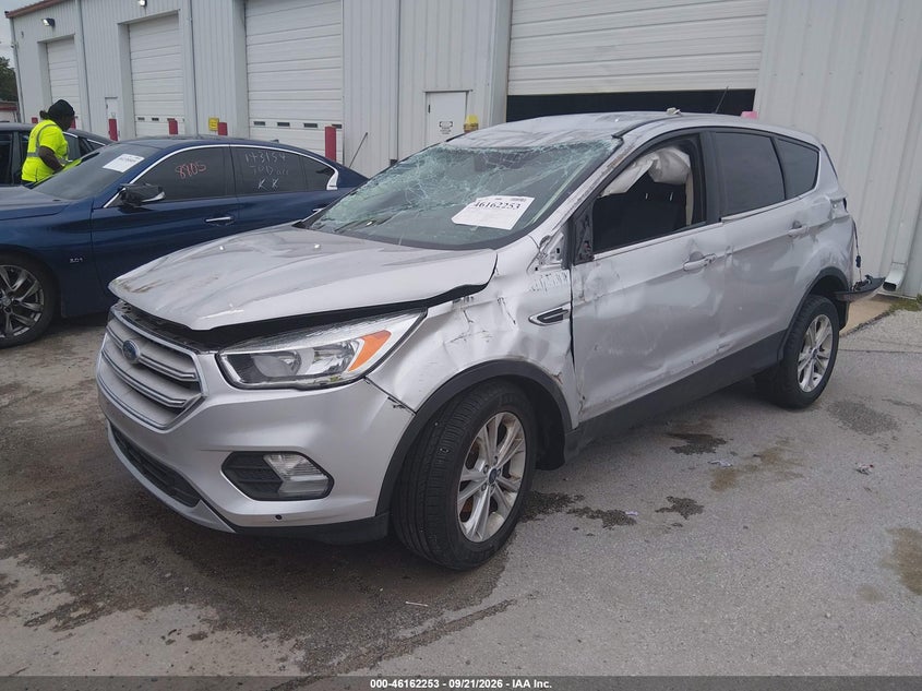 Vin: 1fmcu0gd9kua33046, lot: 46662052, ford escape se 20192