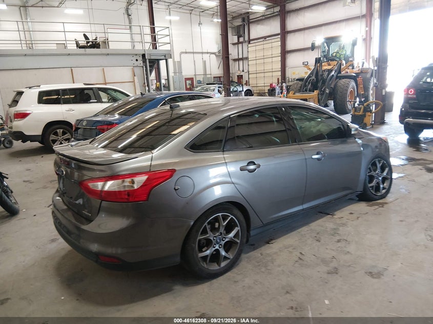 Vin: 1fadp3f28el161943, lot: 46662107, ford focus se 20144
