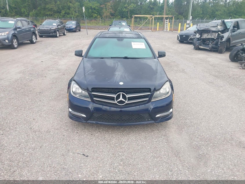 MERCEDES-BENZ C 250 2015 VIN WDDGJ4HB9FG391003