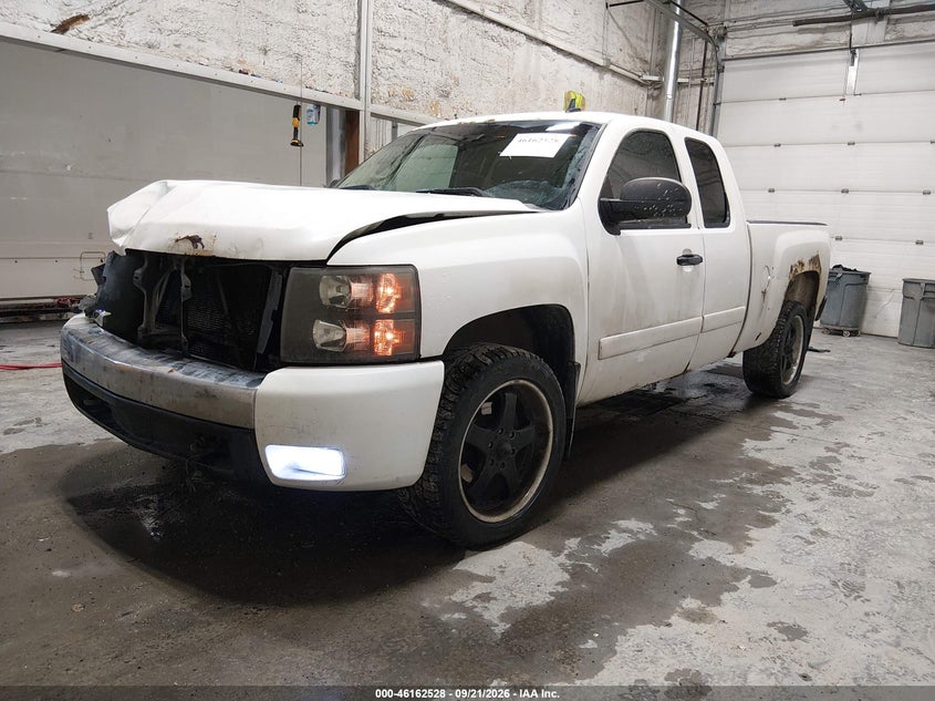 2007 Chevrolet Silverado 1500 Lt1, Удар спереди, IAAI, VIN 1GCEK19C77Z555763 — фото 2
