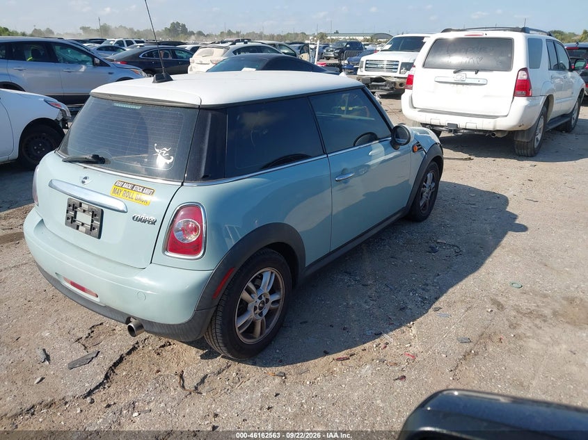 Vin: wmwsu3c58ct368965, lot: 46662362, mini cooper 20124