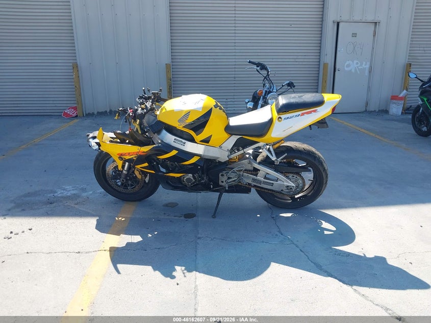 HONDA CBR900 2000