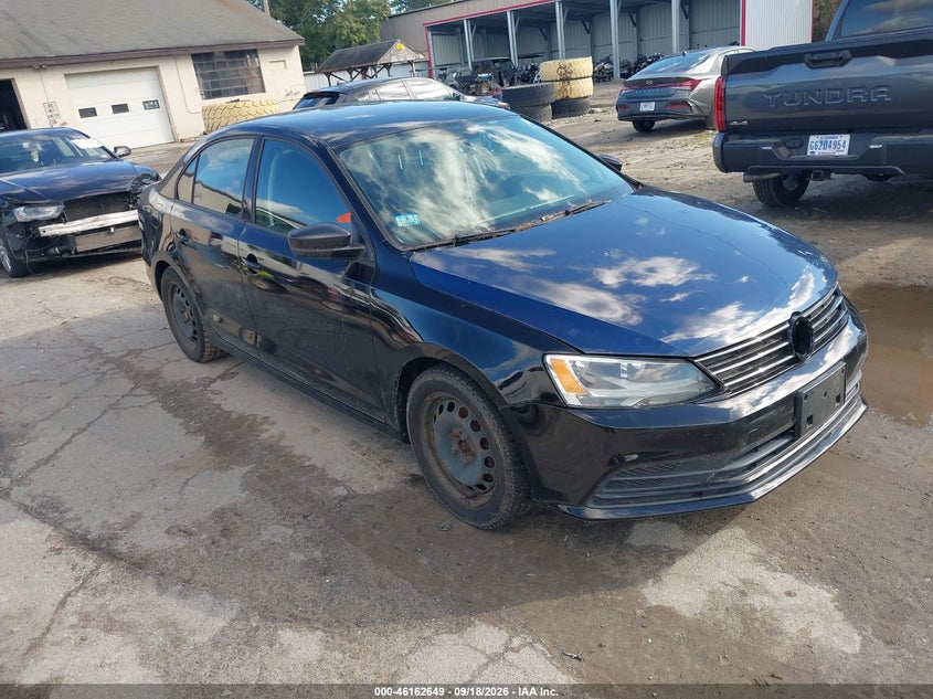 2015 VOLKSWAGEN JETTA auction photo 1
