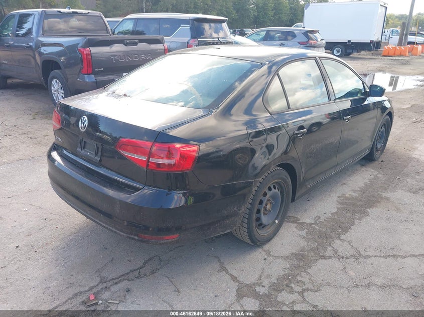 2015 VOLKSWAGEN JETTA auction photo 4
