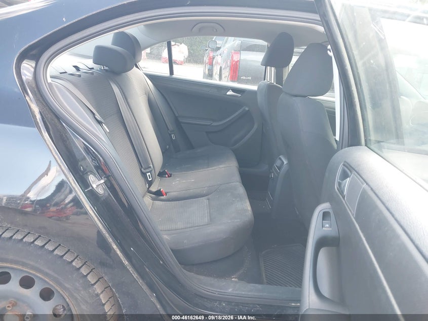 2015 VOLKSWAGEN JETTA auction photo 8