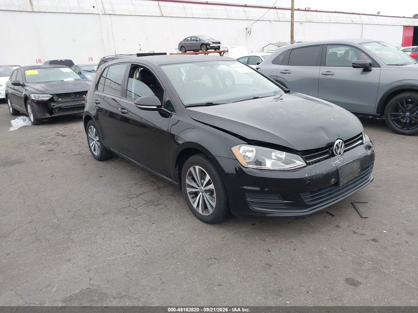 2015 VOLKSWAGEN GOLF TDI S 4-DOOR