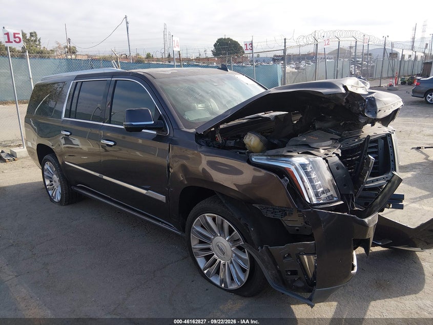 Vin: 1gys4kkj0hr262519, lot: 46662626, cadillac escalade esv platinum 2017 img_1