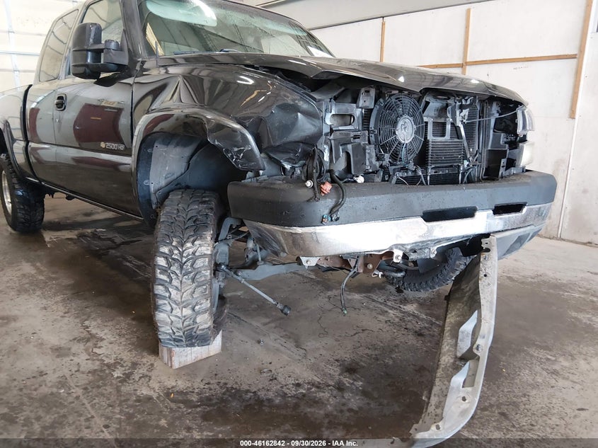 CHEVROLET SILVERADO 2500HD 2004 VIN 1GCHC29U04E187776