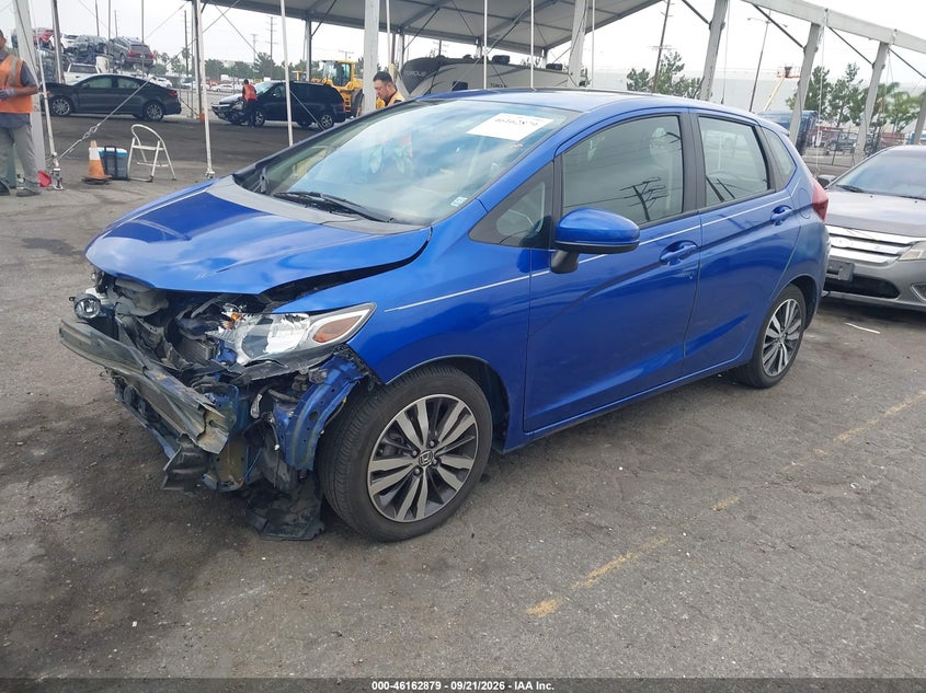 2017 Honda Fit, Front End, IAAI, VIN 3HGGK5G77HM700312 — photo 2