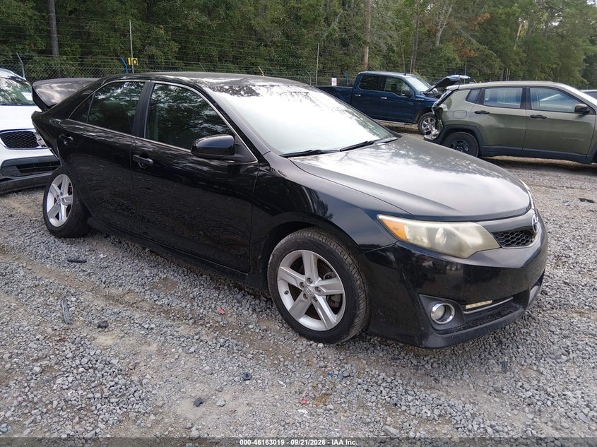 2013 Toyota Camry SE