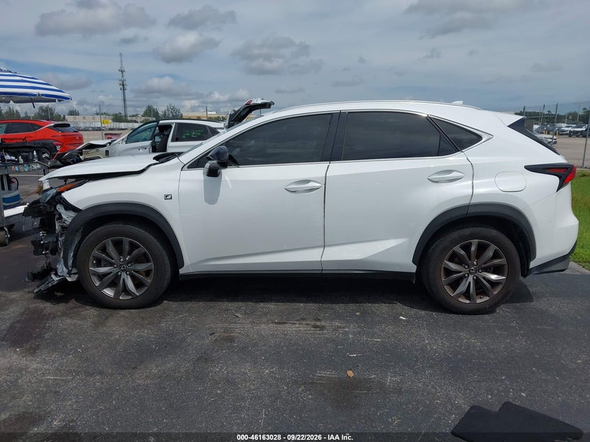 LEXUS NX 300 - zdjęcie 14