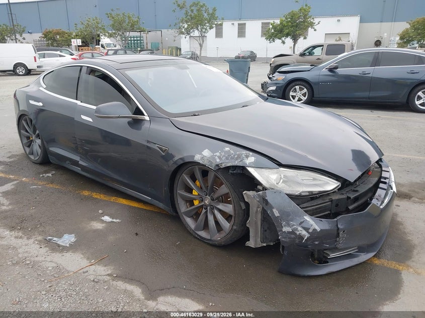 Vin: 5yjsa1h11efp47902, lot: 46662828, tesla model s p85 2014 img_1