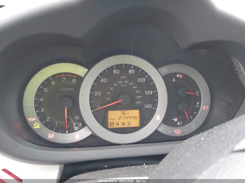 2011 TOYOTA RAV4 · Фото 7