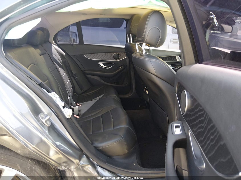 MERCEDES-BENZ C 300 - zdjęcie 8