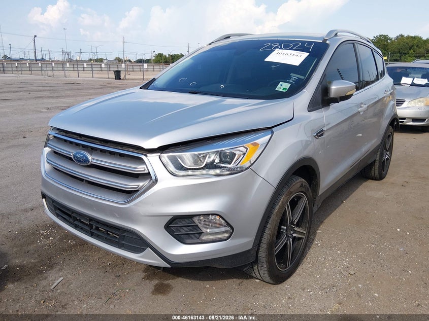 Vin: 1fmcu0j99huc28724, lot: 46662942, ford escape titanium 20172