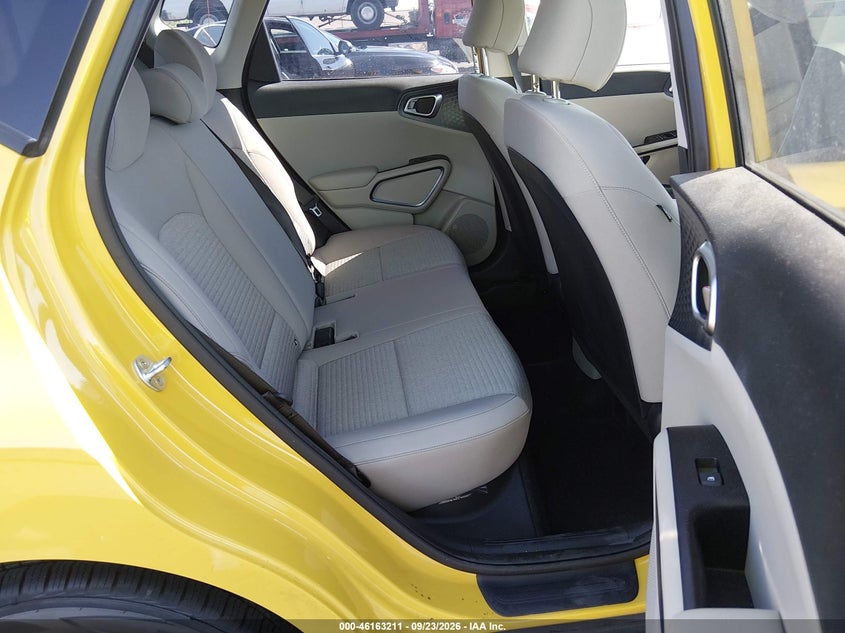 2020 KIA SOUL auction photo 8