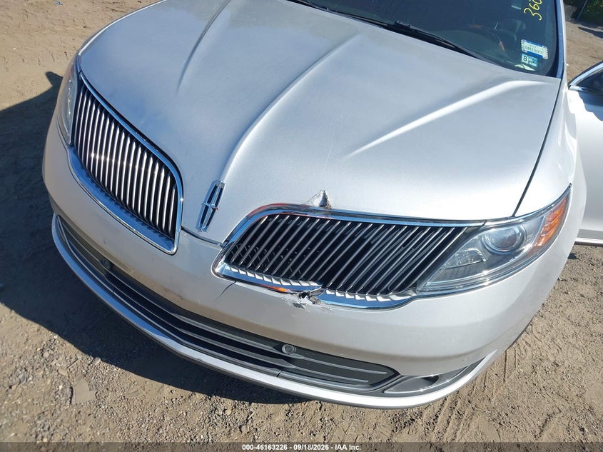 2014 LINCOLN MKS auction photo 6