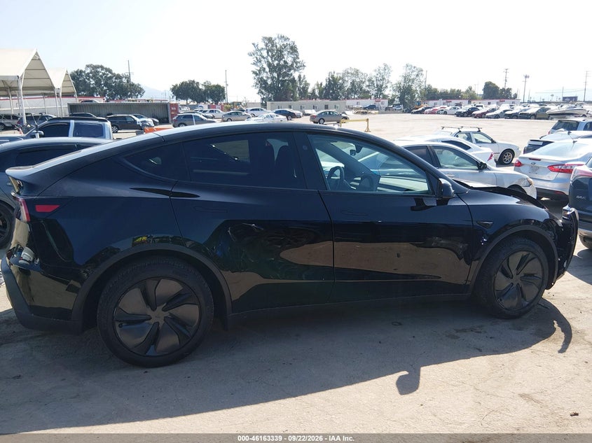 TESLA MODEL Y - zdjęcie 12