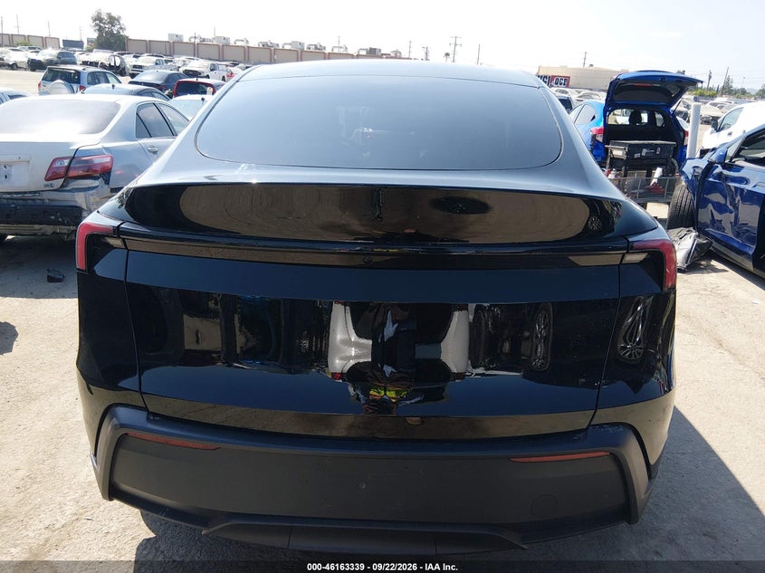 TESLA MODEL Y - zdjęcie 15