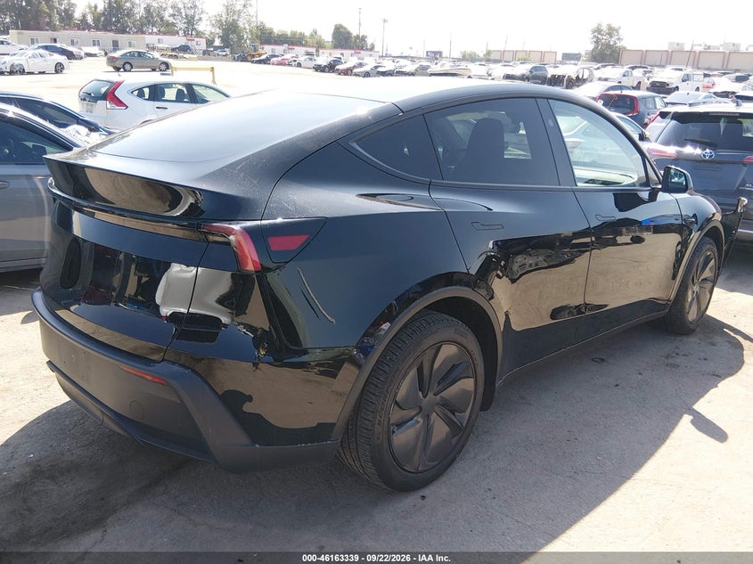 TESLA MODEL Y - zdjęcie 4