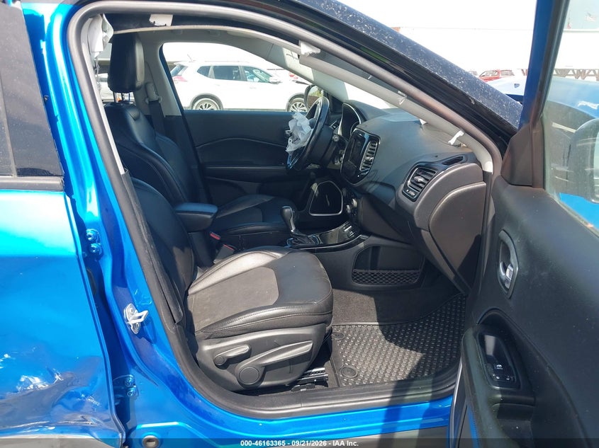 JEEP COMPASS 2019 VIN 3C4NJCBB6KT809432
