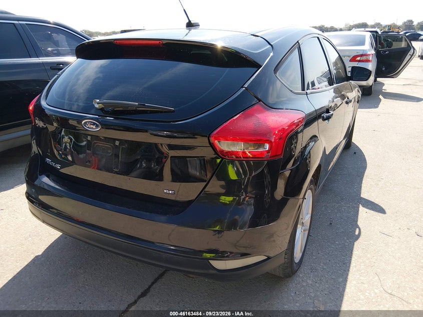 Vin: 1fadp3k28gl240926, lot: 46663326, ford focus se 20164
