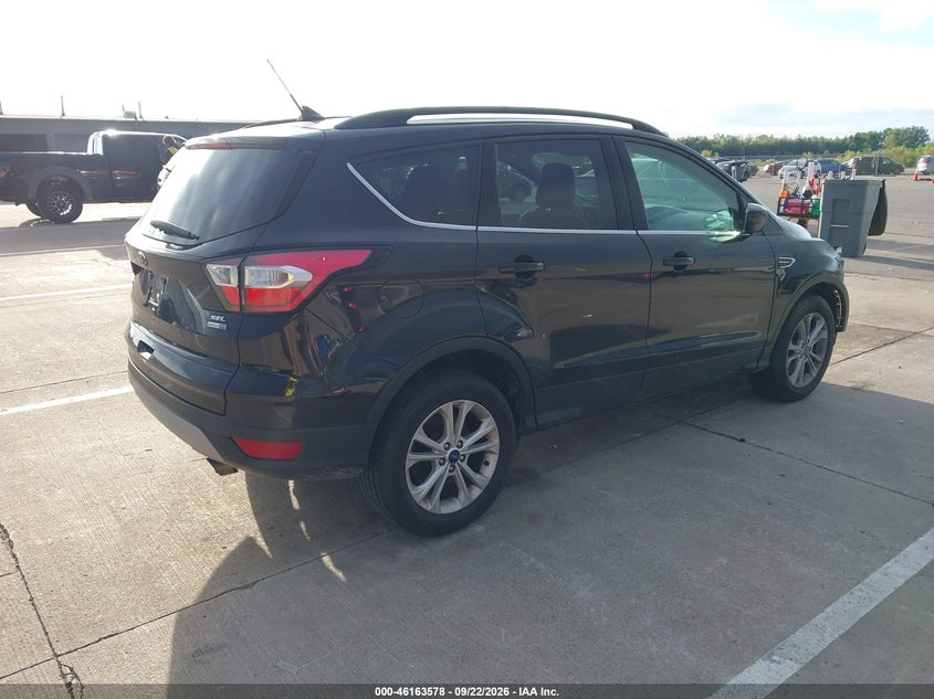 Vin: 1fmcu9hd0jub88389, lot: 46663420, ford escape sel 20184