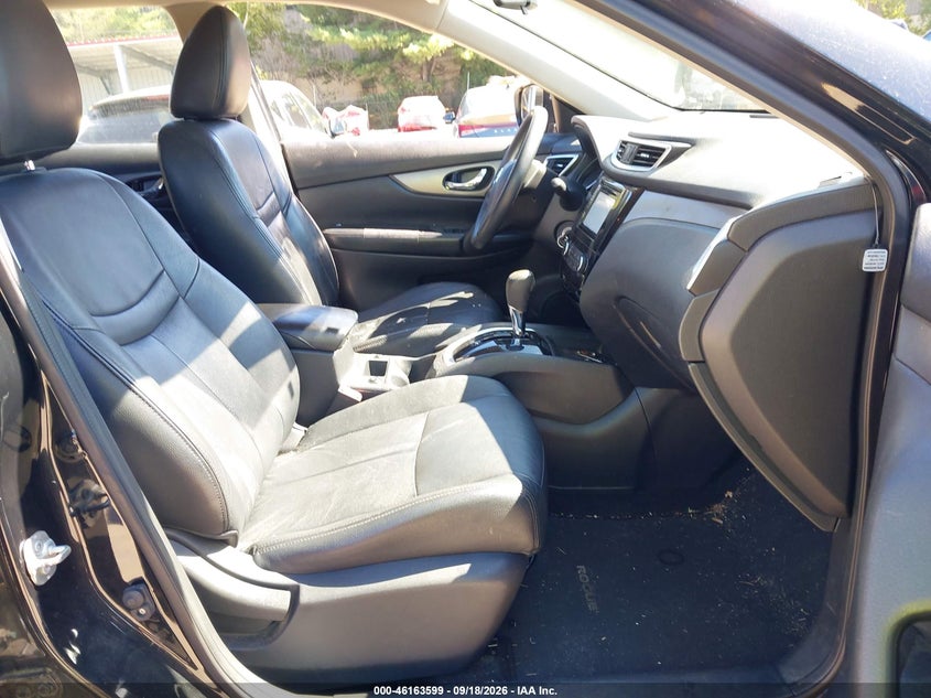 2016 NISSAN ROGUE auction photo 5