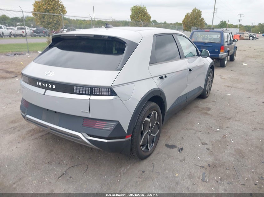 2023 HYUNDAI IONIQ 5 SEL · Фото 4