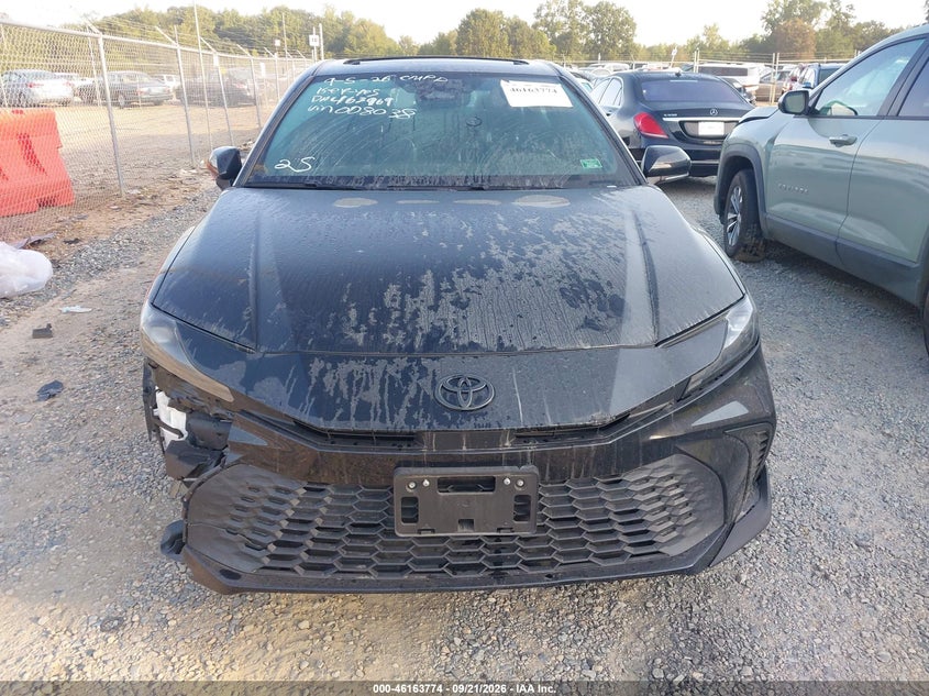 TOYOTA CAMRY - zdjęcie 12