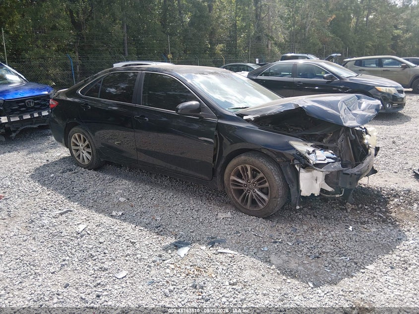 TOYOTA CAMRY - zdjęcie 1