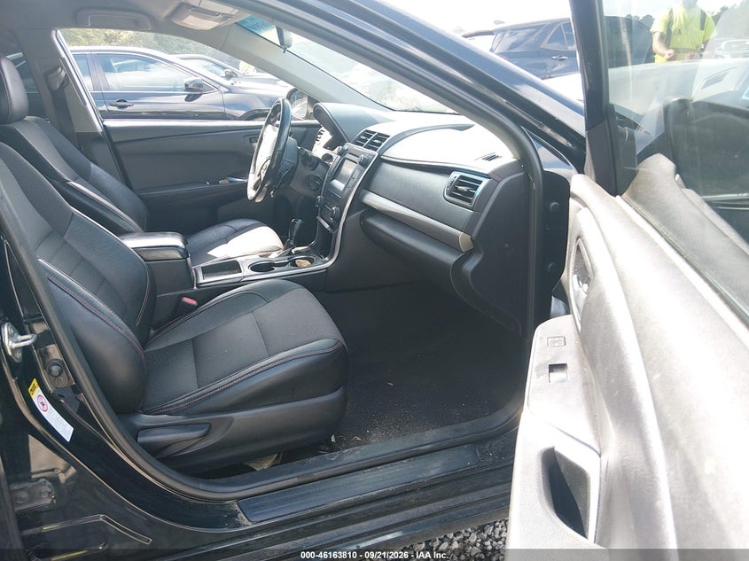 TOYOTA CAMRY - zdjęcie 5