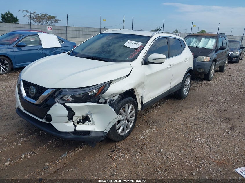 Vin: jn1bj1cv9lw252756, lot: 46663671, nissan rogue sport sv fwd xtronic cvt 20202