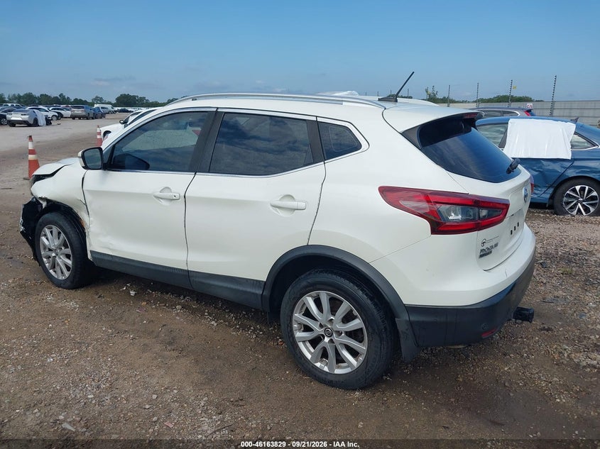 Vin: jn1bj1cv9lw252756, lot: 46663671, nissan rogue sport sv fwd xtronic cvt 20203