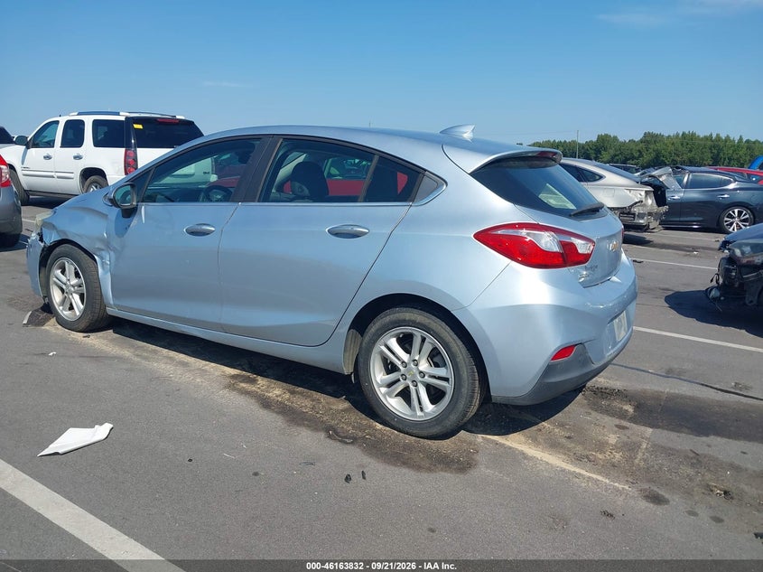 Vin: 3g1be6sm9js597472, lot: 46663674, chevrolet cruze lt auto 20183
