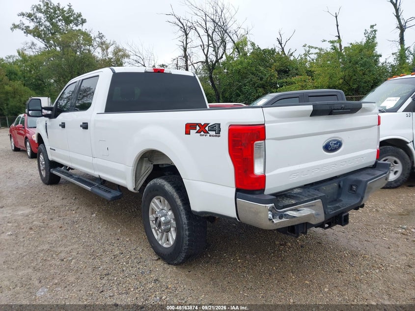 Ford F-350 - фото 3