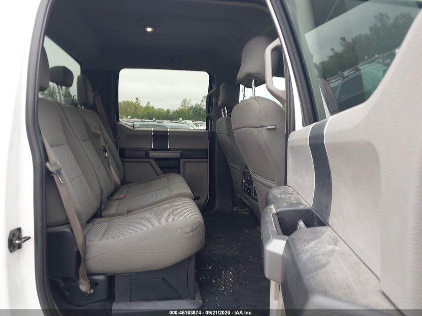 Ford F-350 - фото 6