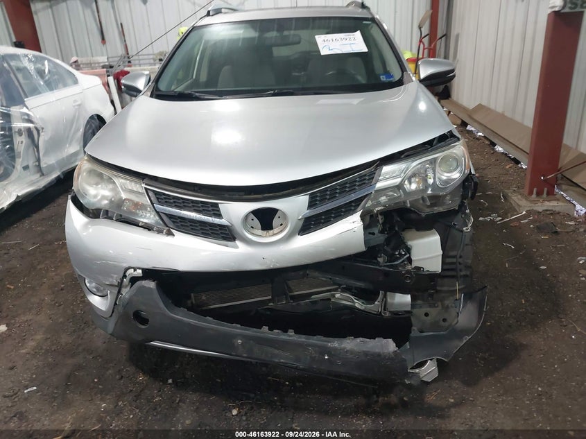 2014 TOYOTA RAV4 XLE · Фото 13
