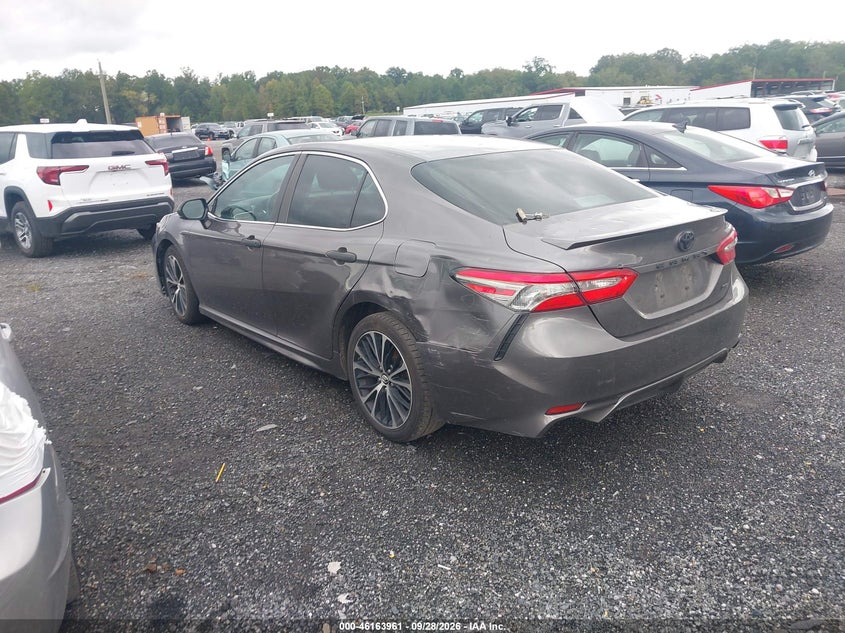 TOYOTA CAMRY - zdjęcie 3