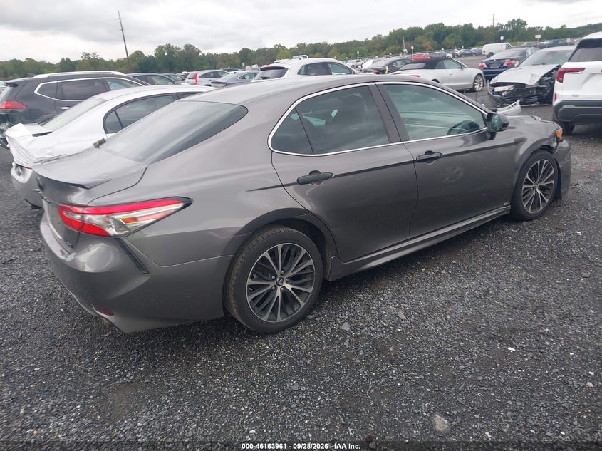 TOYOTA CAMRY - zdjęcie 4