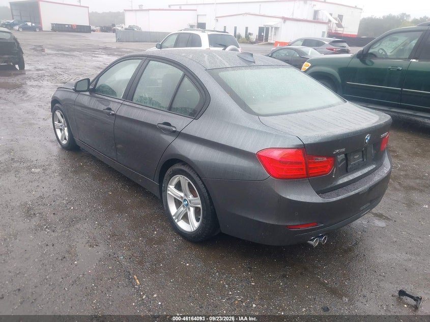 Vin: wba3b5c54ep543990, lot: 46663935, bmw 328i xdrive 20143