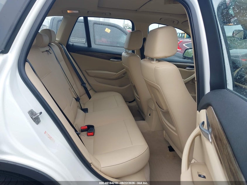 BMW X1 2013 VIN WBAVM1C50DVW45745