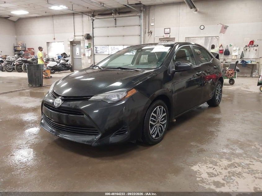 2017 Toyota Corolla, Удар ззаду, IAAI, VIN 2T1BURHE2HC776326 — фото 2