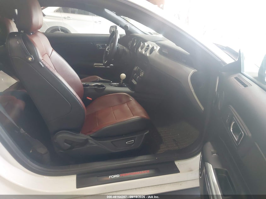 2015 FORD MUSTANG auction photo 5
